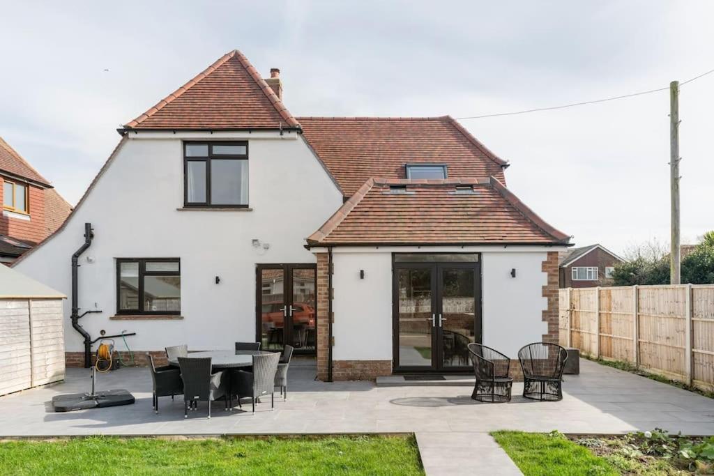 Home By The Sea In Rustington Extérieur photo